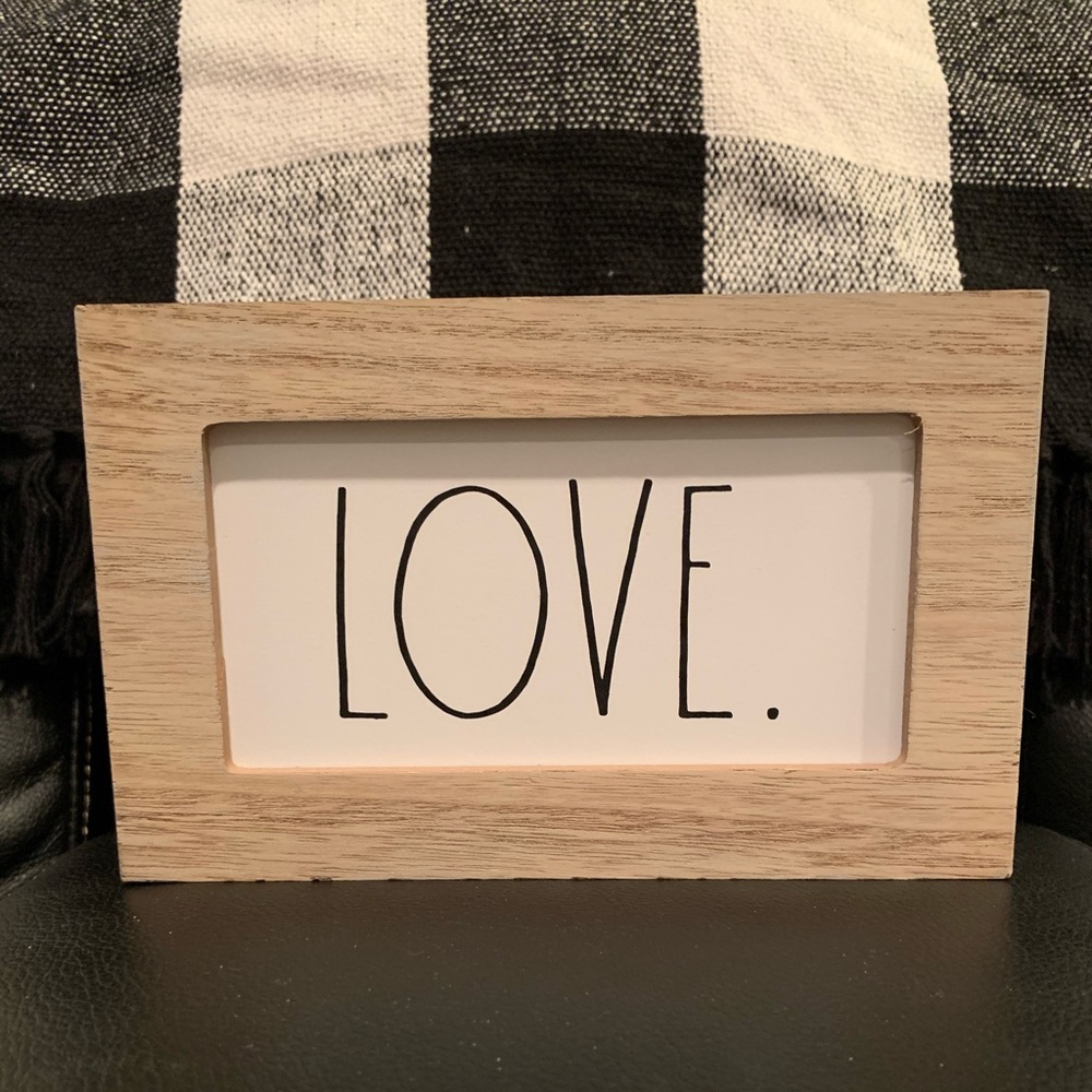 Rae Dunn Love Picture